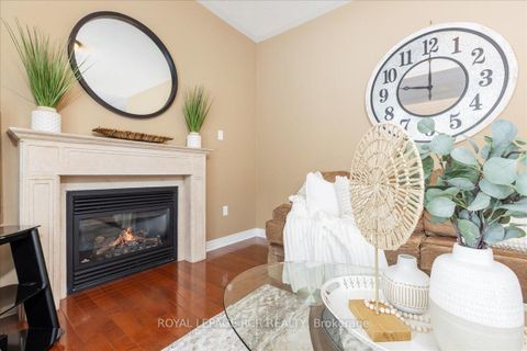 Photo 18 at 392 Kwapis Boulevard, Woodland Hill, Newmarket