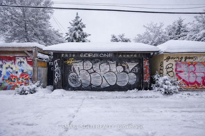 Photo 20 at 555 Markham Street, Little Italy, Toronto