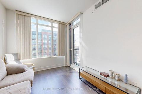 Photo 11 at 513 - 7608 Yonge Street, Yorkhill, Vaughan