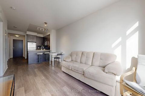 Photo 12 at 513 - 7608 Yonge Street, Yorkhill, Vaughan