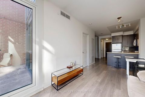 Photo 13 at 513 - 7608 Yonge Street, Yorkhill, Vaughan