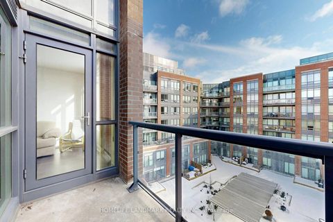 Photo 33 at 513 - 7608 Yonge Street, Yorkhill, Vaughan