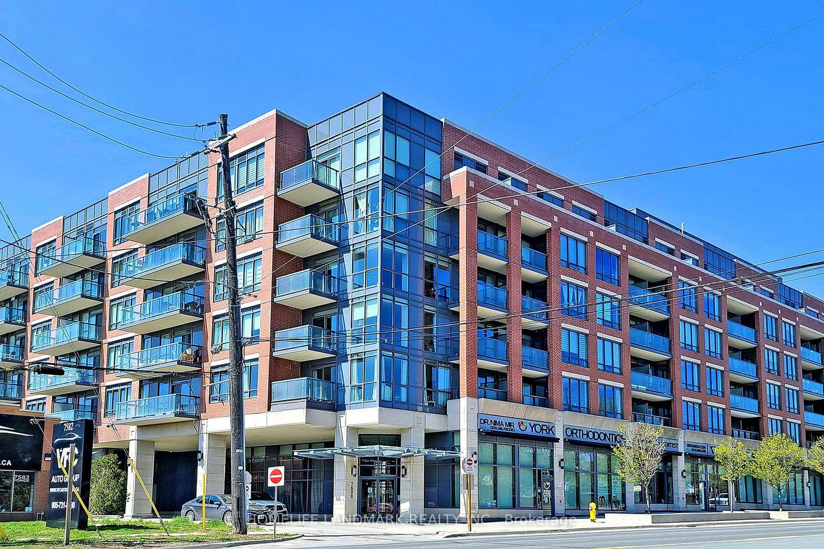 513 - 7608 Yonge Street, Yorkhill, Vaughan photo number 2