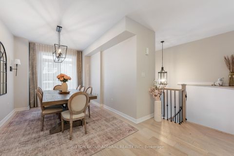 Photo 3 at 5 Millhouse Court, Patterson, Vaughan