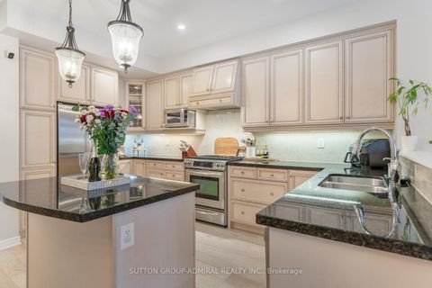 Photo 9 at 5 Millhouse Court, Patterson, Vaughan