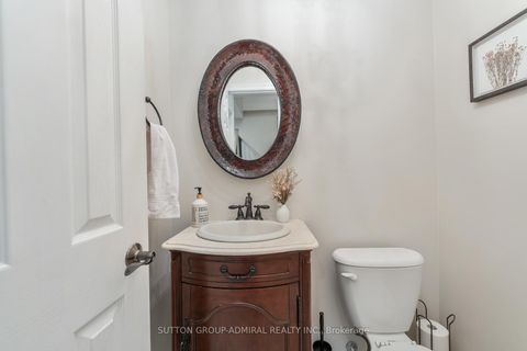 Photo 15 at 5 Millhouse Court, Patterson, Vaughan