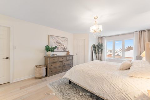 Photo 18 at 5 Millhouse Court, Patterson, Vaughan