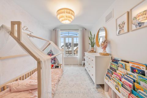 Photo 25 at 5 Millhouse Court, Patterson, Vaughan