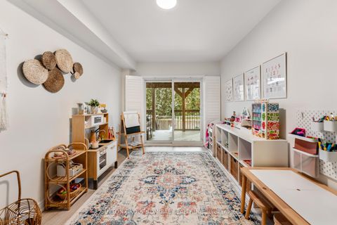 Photo 35 at 5 Millhouse Court, Patterson, Vaughan