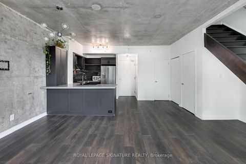 Photo 7 at 811 - 150 East Liberty Street, Niagara, Toronto