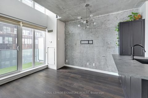 Photo 11 at 811 - 150 East Liberty Street, Niagara, Toronto