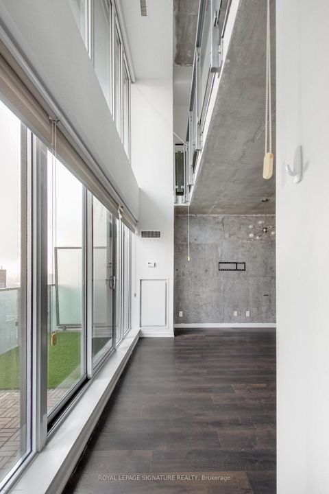 Photo 12 at 811 - 150 East Liberty Street, Niagara, Toronto