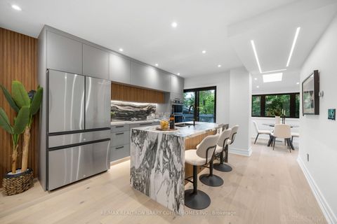 Photo 8 at 12 Fairfield Road, Mount Pleasant East, Toronto