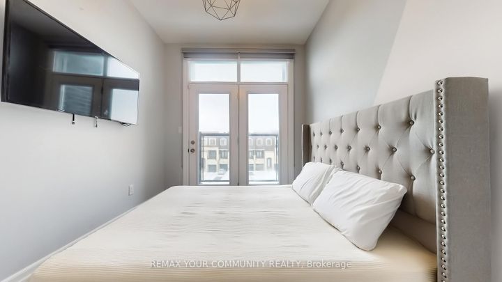 Photo 22 at 251 Thomas Cook Avenue, Patterson, Vaughan