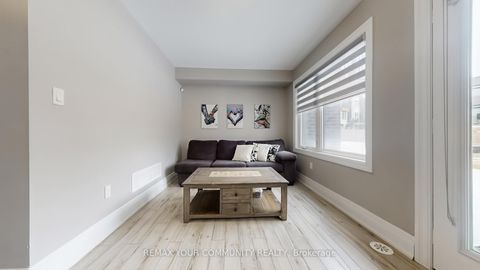 Photo 31 at 251 Thomas Cook Avenue, Patterson, Vaughan