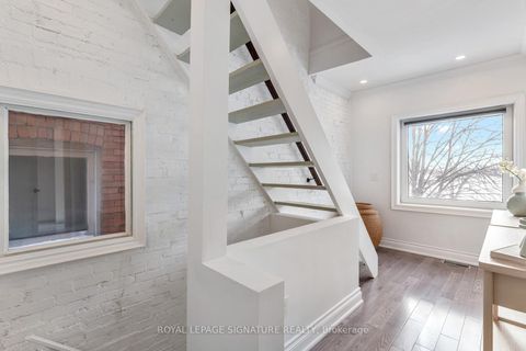 Photo 12 at 238 Roselawn Avenue, Eglinton, Toronto