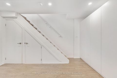 Photo 23 at 238 Roselawn Avenue, Eglinton, Toronto