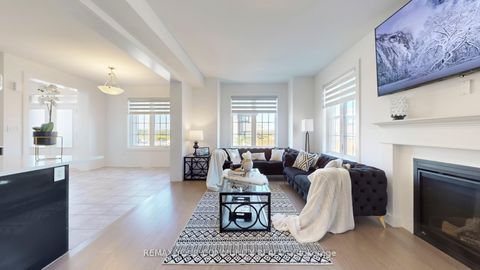 Photo 12 at 32 McBride Trail, Rural Barrie Southeast, Barrie