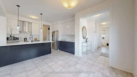 Photo 19 at 32 McBride Trail, Rural Barrie Southeast, Barrie