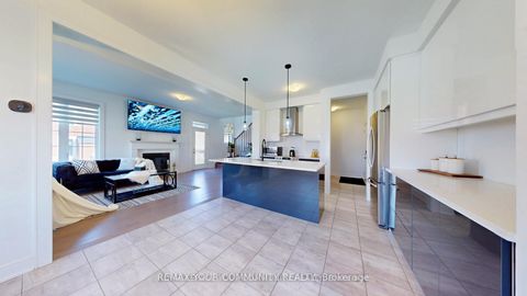 Photo 21 at 32 McBride Trail, Rural Barrie Southeast, Barrie