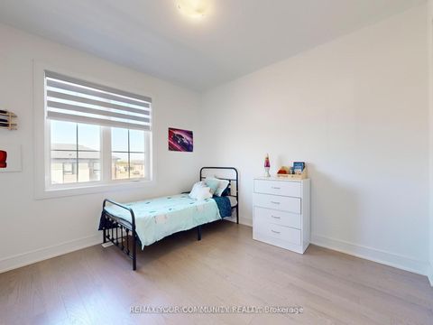 Photo 35 at 32 McBride Trail, Rural Barrie Southeast, Barrie