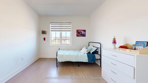 Photo 36 at 32 McBride Trail, Rural Barrie Southeast, Barrie