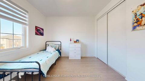 Photo 37 at 32 McBride Trail, Rural Barrie Southeast, Barrie