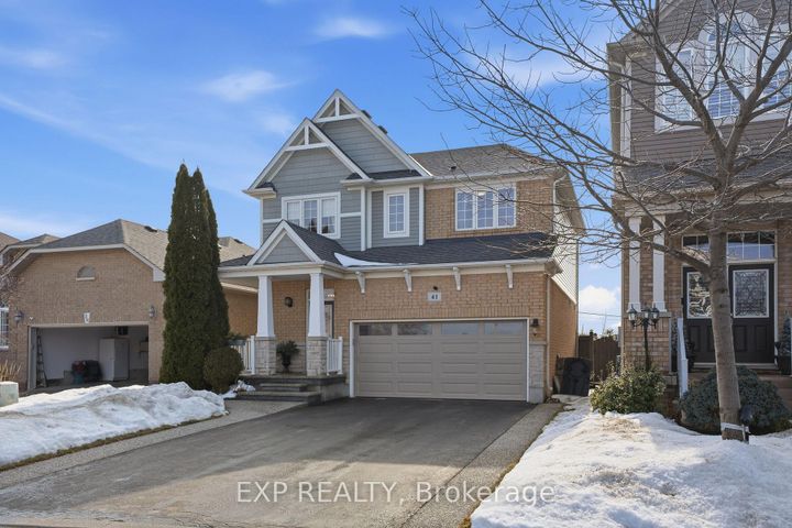 Photo 3 at 41 Monza Drive, Winona Park, Hamilton