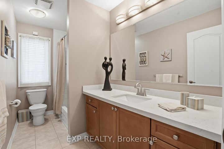 Photo 20 at 41 Monza Drive, Winona Park, Hamilton