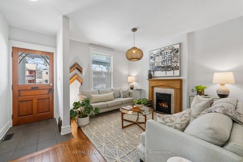 Photo 7 at 101 Silver Birch Avenue, The Beaches, Toronto