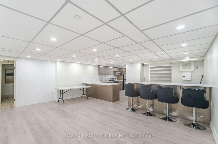 Photo 24 at 1105 - 18 Knightsbridge Road, Queen Street Corridor, Brampton