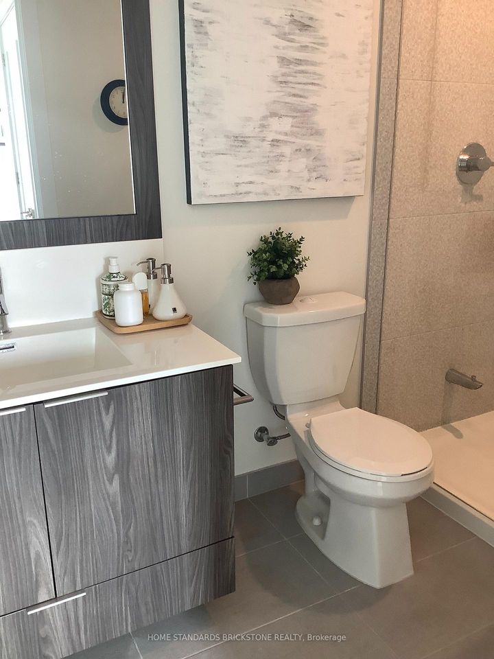 Photo 12 at 733 - 25 Adra Grado Way, Bayview Village, Toronto