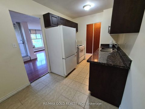 Photo 12 at 405 - 335 Driftwood Avenue, Black Creek, Toronto