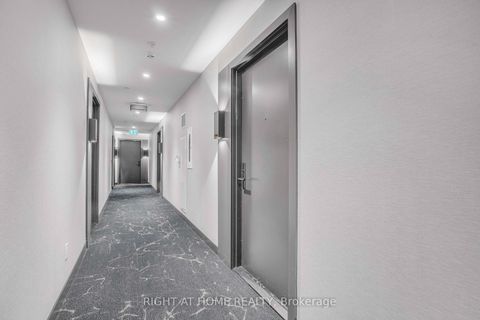 Photo 7 at 419 - 500 Dupont Street, Annex, Toronto