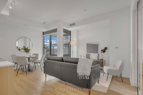 Photo 9 at 419 - 500 Dupont Street, Annex, Toronto