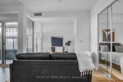 Photo 12 at 419 - 500 Dupont Street, Annex, Toronto