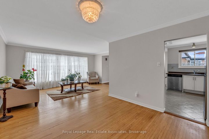 Photo 11 at 56 Brookland Drive, Avondale, Brampton