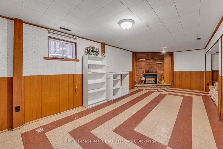 Photo 30 at 56 Brookland Drive, Avondale, Brampton