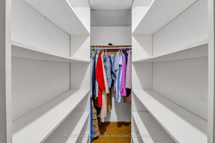 Photo 35 at 56 Brookland Drive, Avondale, Brampton