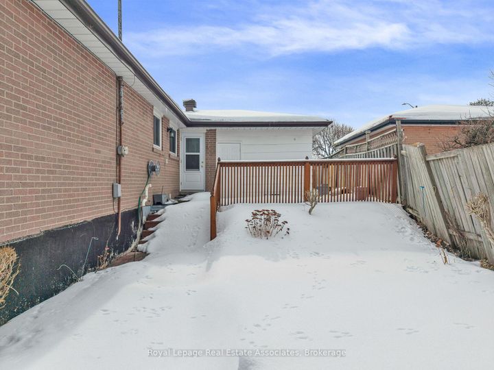 Photo 40 at 56 Brookland Drive, Avondale, Brampton