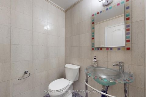 Photo 11 at 57 Cassandra Crescent, Bayview Hill, Richmond Hill