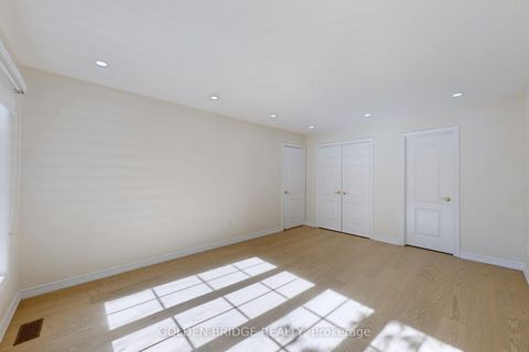 Photo 27 at 57 Cassandra Crescent, Bayview Hill, Richmond Hill