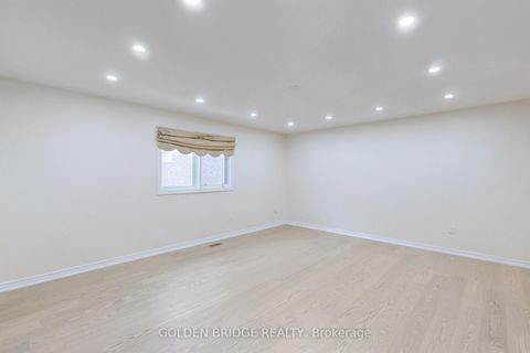 Photo 36 at 57 Cassandra Crescent, Bayview Hill, Richmond Hill