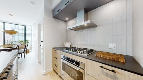 Photo 4 at 701 - 41 Dovercourt Road, Waterfront Communities C1, Toronto