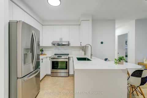 Photo 7 at 202 - 5500 Yonge Street, Willowdale West, Toronto