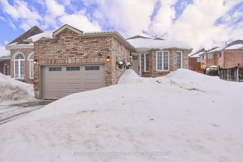 Photo 2 at 62 CLOUGHLEY Drive, 400 West, Barrie