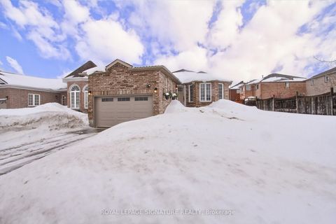 Photo 3 at 62 CLOUGHLEY Drive, 400 West, Barrie