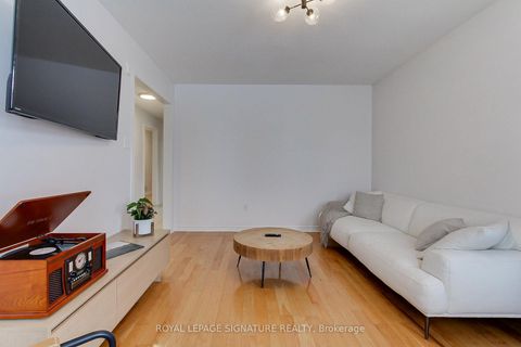 Photo 12 at 62 CLOUGHLEY Drive, 400 West, Barrie