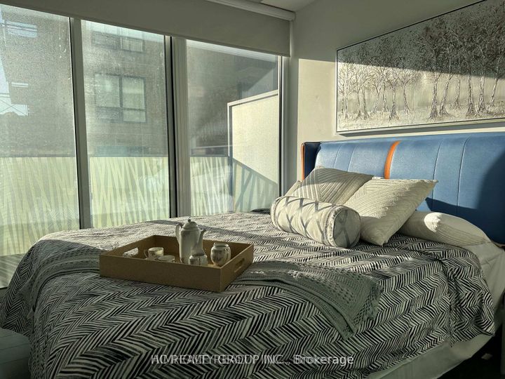 Photo 4 at 904 - 42 Charles Street, Yonge Corridor, Toronto