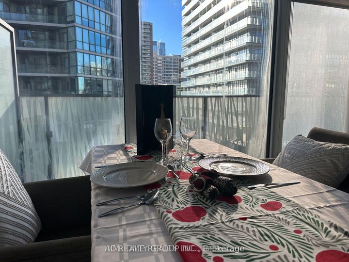 Photo 9 at 904 - 42 Charles Street, Yonge Corridor, Toronto